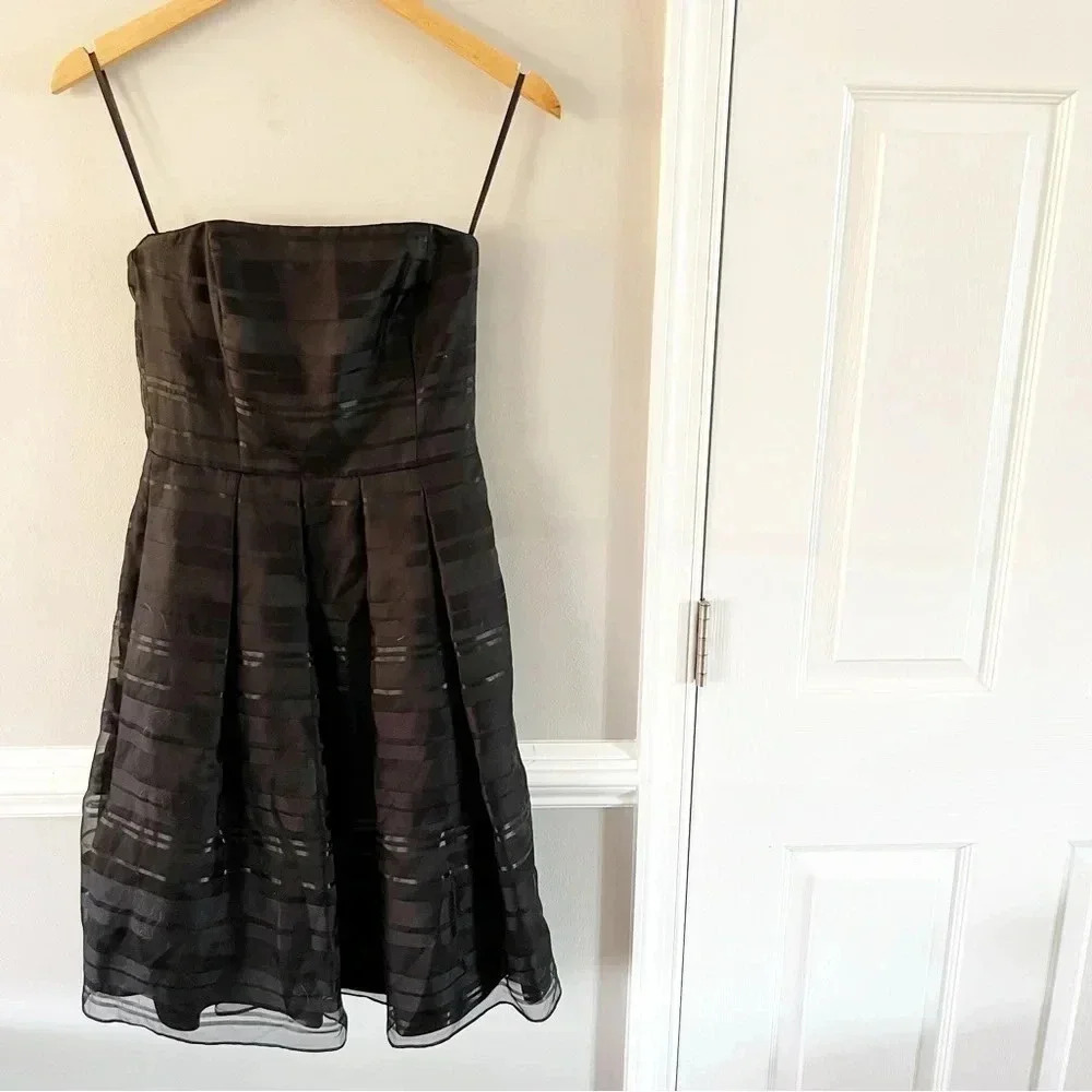 White House Black Market Black Strapless A line Cocktail Dress Size 0